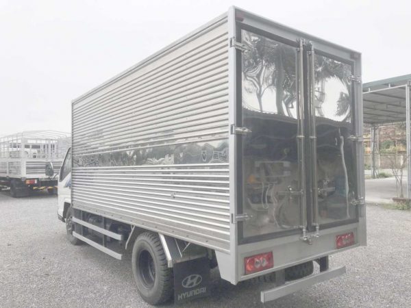 Xe tải IZ250 thùng kín